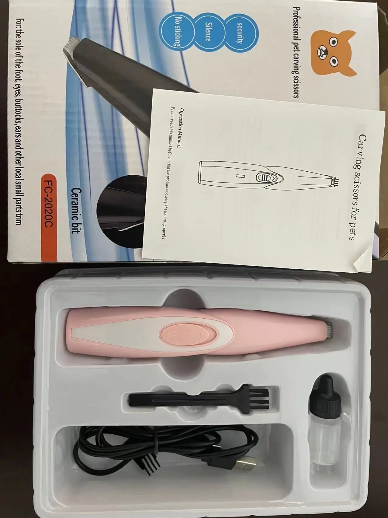 Electric pet hair clipper set with accessories for cats and dogs.